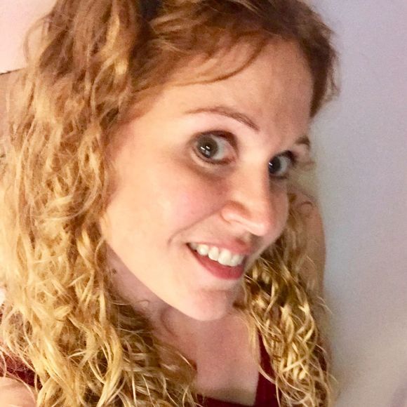 Meet your Posher, Kimitha - Picture 1 of 1